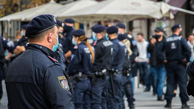 Αυστρία: Η αστυνομία κατάσχεσε όπλα που προορίζονταν για Γερμανούς ακροδεξιούς εξτρεμιστές